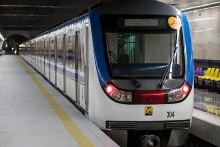 نقص فنی در خط 5 متروی تهران/ اعزام اتوبوس های کمکی برای جابجایی مسافران