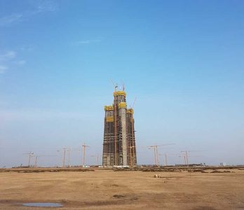 گزارش تصویری| پیشرفت ساخت وساز آسمان خراش جده که روی دست برج خلیفه می زند!