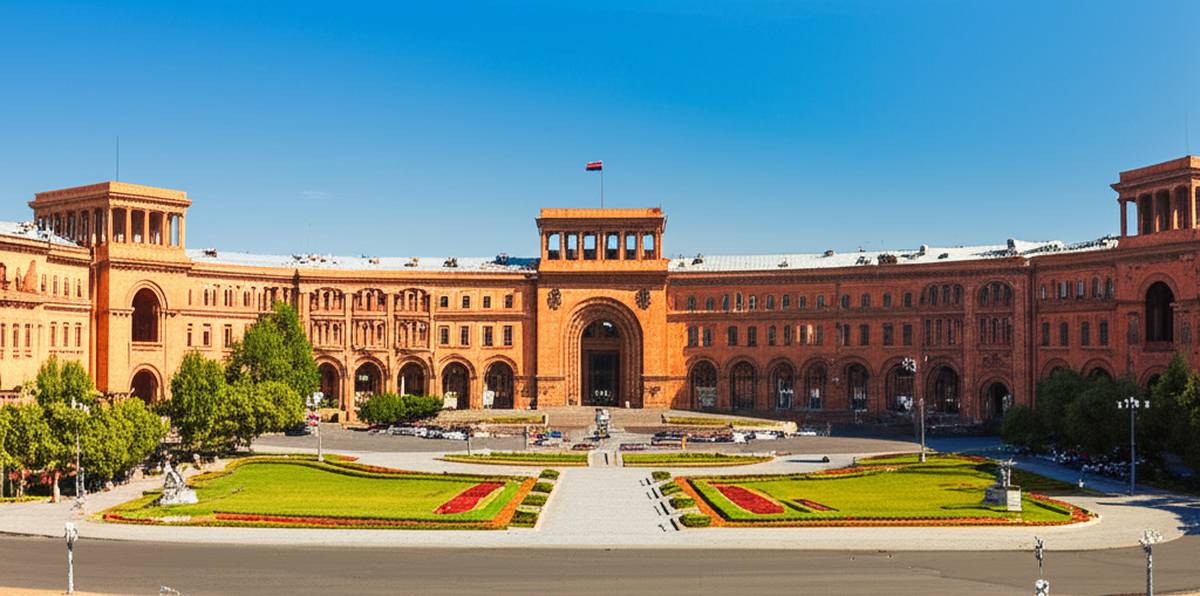 میدان جمهوری در ایروان Republic Square in Yerevan