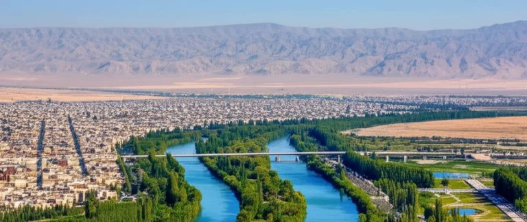 موقعیت جغرافیایی اصفهان؛ بررسی جامع نقشه، مختصات و ویژگی‌های طبیعی (۱۴۰۵)