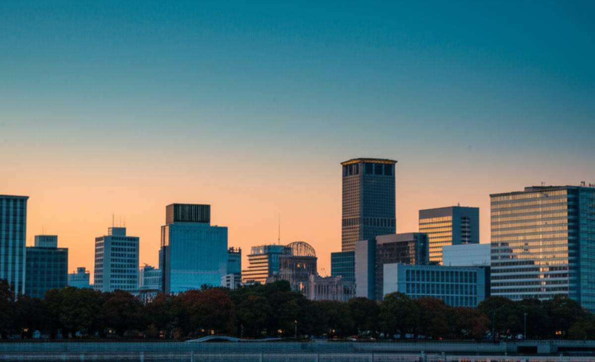 خلاصه کامل کتاب پنجاه سال پس از هیروشیما از میکائیل قلی پور